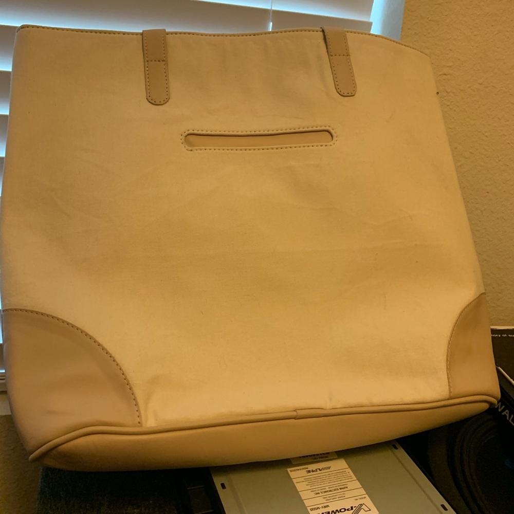 Large Shoulder tote bag. Never used.